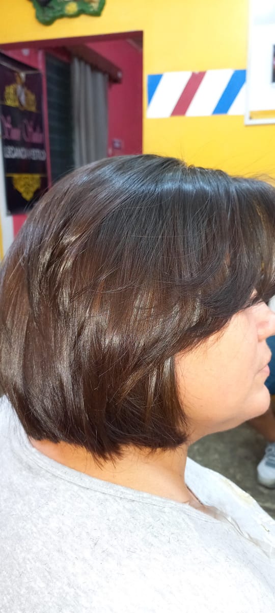 Cortes de cabello en SAVI SALON Atlántida